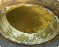氈布粘結(jié)，易離層，抗腐蝕性能差