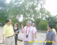 英國玻璃鋼雜志主編來廠考察